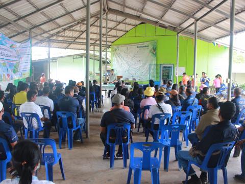 โครงการฝึกอบรมศึกษาดูงานเสริมสร้างความรู้ด้านเศรษฐกิจพอเพียง