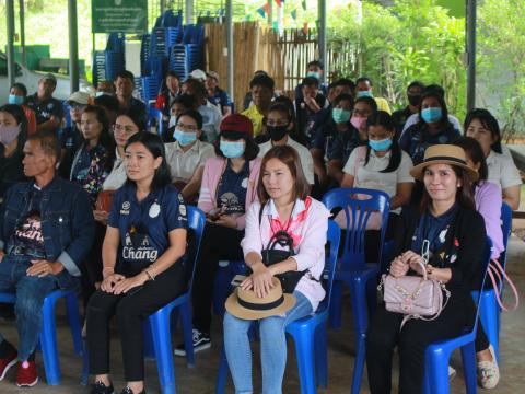 โครงการฝึกอบรมศึกษาดูงานเสริมสร้างความรู้ด้านเศรษฐกิจพอเพียง