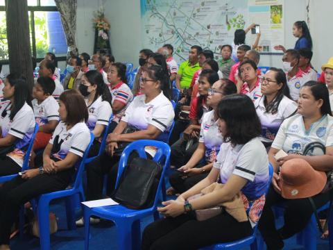 โครงการฝึกอบรมศึกษาดูงานเสริมสร้างความรู้ด้านเศรษฐกิจพอเพียง